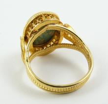 LADIES' GOLD RING