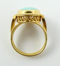 LADIES' GOLD RING