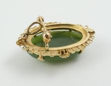 GEMSTONE BROOCH/PENDANT