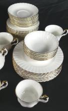 ROYAL ALBERT DINNER SERVICE