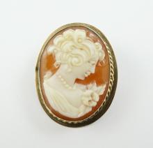 ANTIQUE CAMEO BROOCH