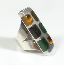 LARGE MODERNIST DESIGN RING