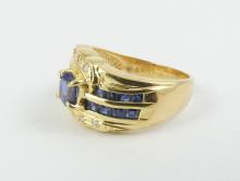 VALUABLE SAPPHIRE RING