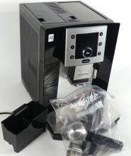 DELONGHI COFFEE MACHINE