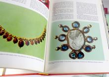 ART & COLLECTOR BOOKS