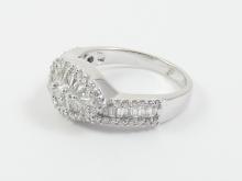 ELEGANT DIAMOND RING