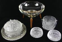 SCANDINAVIAN ART GLASS AND TABLEWARE