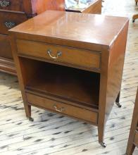 PAIR OF KITTINGER NIGHTSTANDS