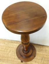 ANTIQUE MAHOGANY PEDESTAL