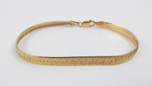 GOLD BRACELET