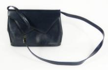 LADIES' BLUE LEATHER PURSE