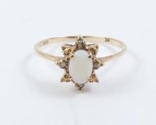 LADIES' ANTIQUE/VINTAGE RING