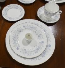 WEDGWOOD DINNER SERVICE