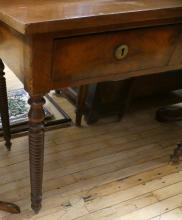 MAHOGANY CONSOLE TABLE