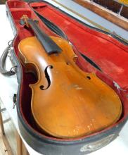 ANTIQUE VIOLIN