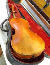 ANTIQUE VIOLIN