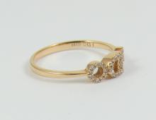 DAINTY DIAMOND RING