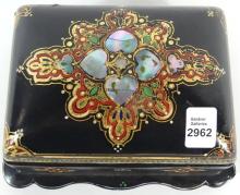 PAPIER-MACHE JEWELLERY CASKET