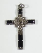 VINTAGE CROSS PENDANT