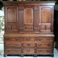 18TH CENTURY CUPBOARD