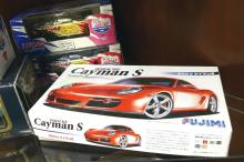 DIE-CAST MODELS AND MODEL KIT