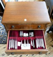 GIBBARD CUTLERY CHEST WITH CUTLERY