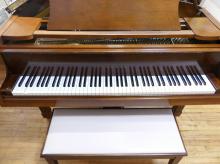 YAMAHA BABY GRAND PIANO