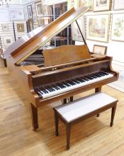 YAMAHA BABY GRAND PIANO