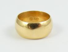 TSARIST RUSSIA HEAVY GOLD RING