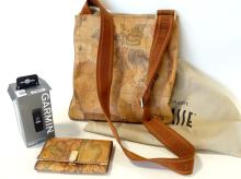 PURSE, WALLET AND VIVOFIT