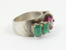 DESIGNER GEMSTONE RING