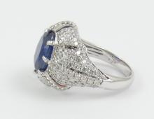 SAPPHIRE & DIAMOND RING