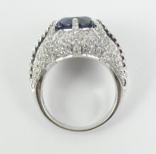 SAPPHIRE & DIAMOND RING