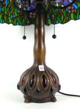 TIFFANY STYLE TABLE LAMP