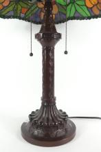 TIFFANY STYLE TABLE LAMP