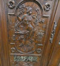 IMPRESSIVE 19TH CENTURY COURT CUPBOARD