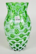 ART GLASS VASE