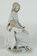 LLADRO FIGURINE