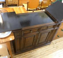 HENREDON PORTABLE SERVER