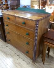 ANTIQUE CHEST OF DRAWERS