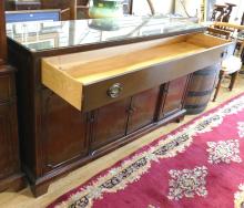 KNECHTEL SIDEBOARD