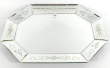 SERVING TRAY