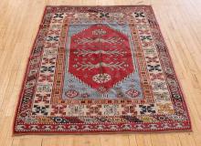 KILIM RUG