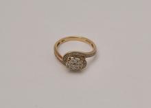 10KT DIAMOND RING