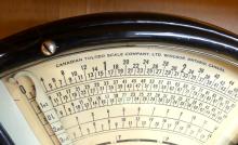 ENAMEL CAST IRON TOLEDO SCALE