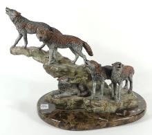 LEGENDS WOLF PACK SCULPTURE