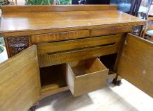 OAK SIDEBOARD