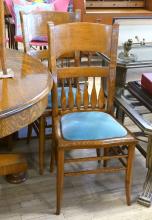 DINING TABLE & CHAIRS