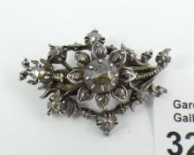 COLLECTOR'S 19TH CENTURY BROOCH