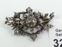 COLLECTOR'S 19TH CENTURY BROOCH